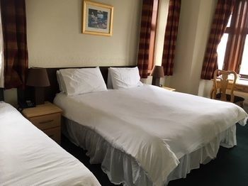 GOLF View Hotel & Macintosh Restaurant