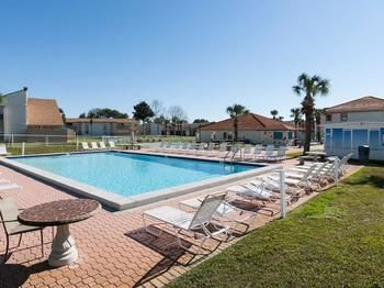 Horizon South Resort by Book That Condo