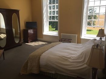 Buckenhill Manor Bed & Breakfast