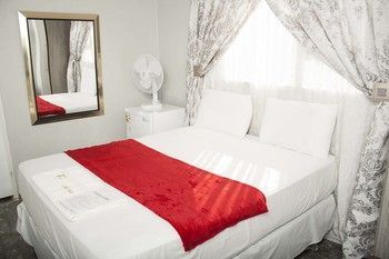 Zurich garden lodge benoni