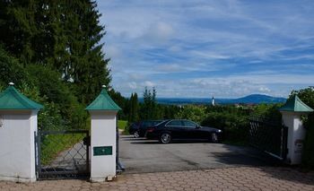 Outdoor Pictures 24