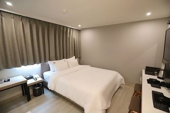 Anyang ILLOWA Hotel