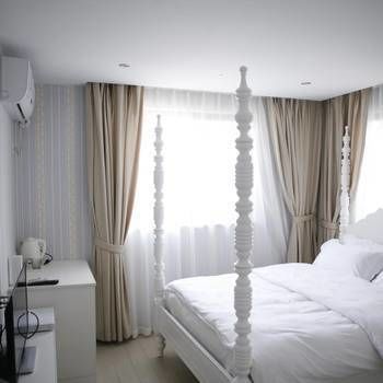 Moonlight Bay Garden Inn