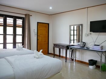 Sisatchanalai Heritage Resort