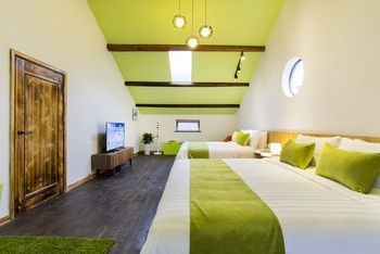 Mishe Orange Garden Inn