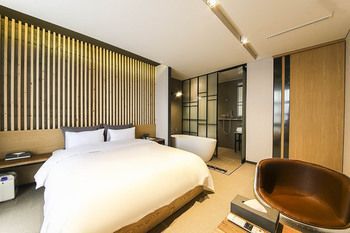 yeoubi hotel