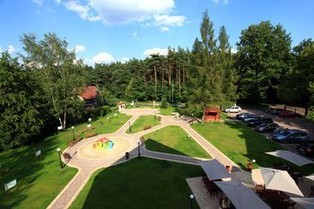 Outdoor Pictures 22