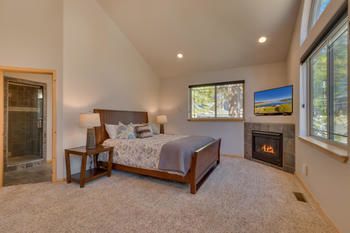 Sugar Pine Lodge - Four Bedroom Home