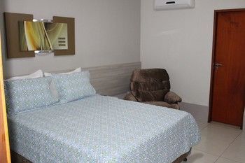Hotel Leon