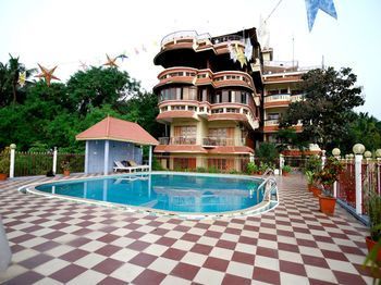 OYO 10702 Hill & Sea View Ayurvedic Beach Resort