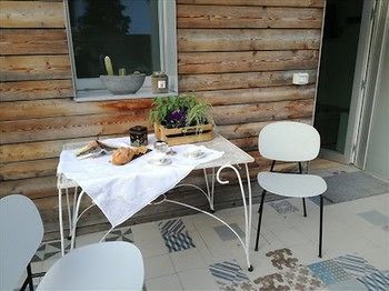 Outdoor Pictures 21