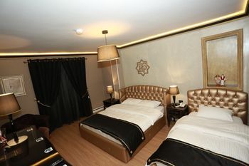 Hotel Hymeti's Palace