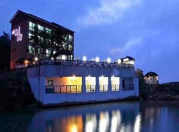 Daebudo Red Sky Pension
