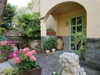 Outdoor Pictures 24