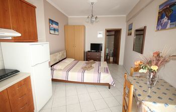 Koktsidis House