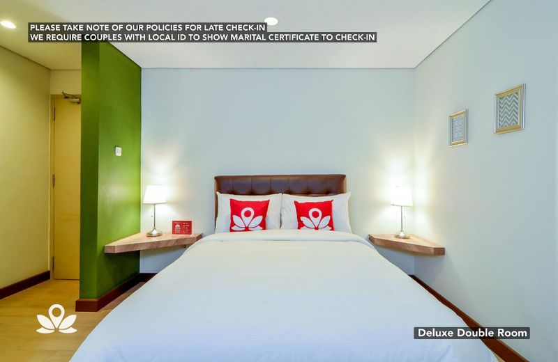 ZEN Rooms Kemang Selatan Syariah