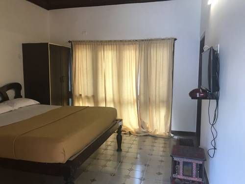 Kandara -Sherlock Retreat