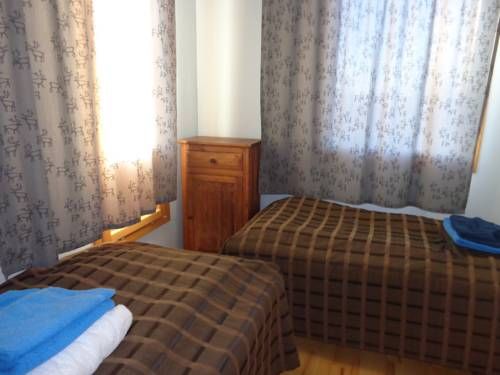 Kiisa A and B with aurora rooms
