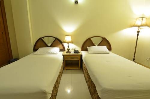 Pak Continental Hotel