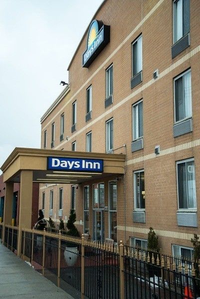 Days Inn by Wyndham Jamaica / JFK Airport