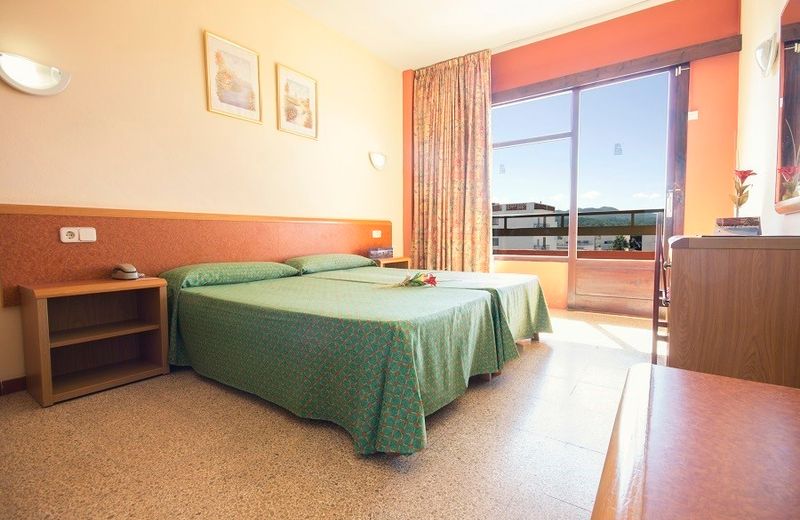 azuLine Hotel S'Anfora & Fleming