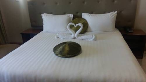Pavillion Hotel
