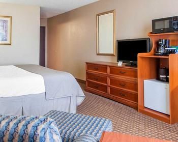 Clarion Inn