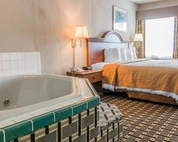 Quality Inn Grand Rapids North Walker
