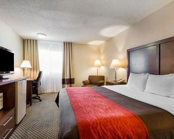 Comfort Inn & Suites Moreno Valley near March Air Reserve Base
