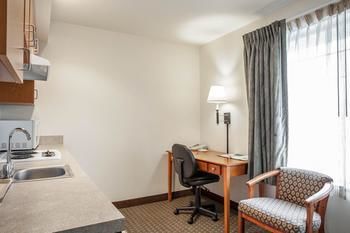 Quality Inn & Suites Federal Way - Seattle