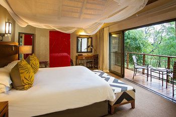 Victoria Falls Safari Suites