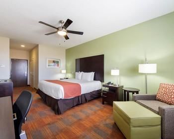 Quality Inn & Suites Victoria East