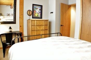 The Wood Creek Lodge by Crested Butte Lodging
