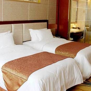Celebrity City Hotel