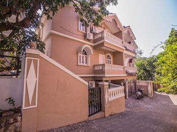 OYO 11424 Home Elegant 3BHK Villa Near Dona Paula Beach