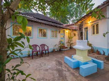 OYO 11588 Home Riverside 3BHK Goan Villa Siolim