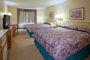 Country Inn & Suites by Radisson, Detroit Lakes, MN