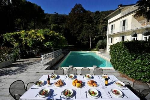 Outdoor Pictures 24