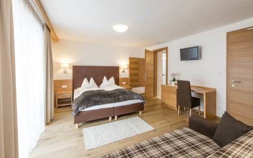 Stoa - Elegant & Romantic Guest House