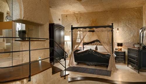 Seraphim Cave Suites & SPA