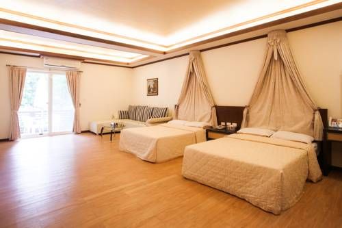 Hui-Lai Resorts