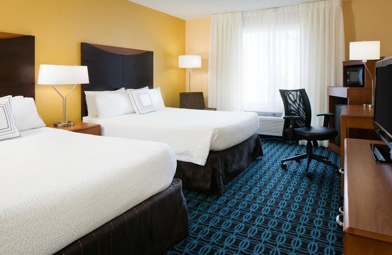 Fairfield Inn & Suites Kansas City Airport