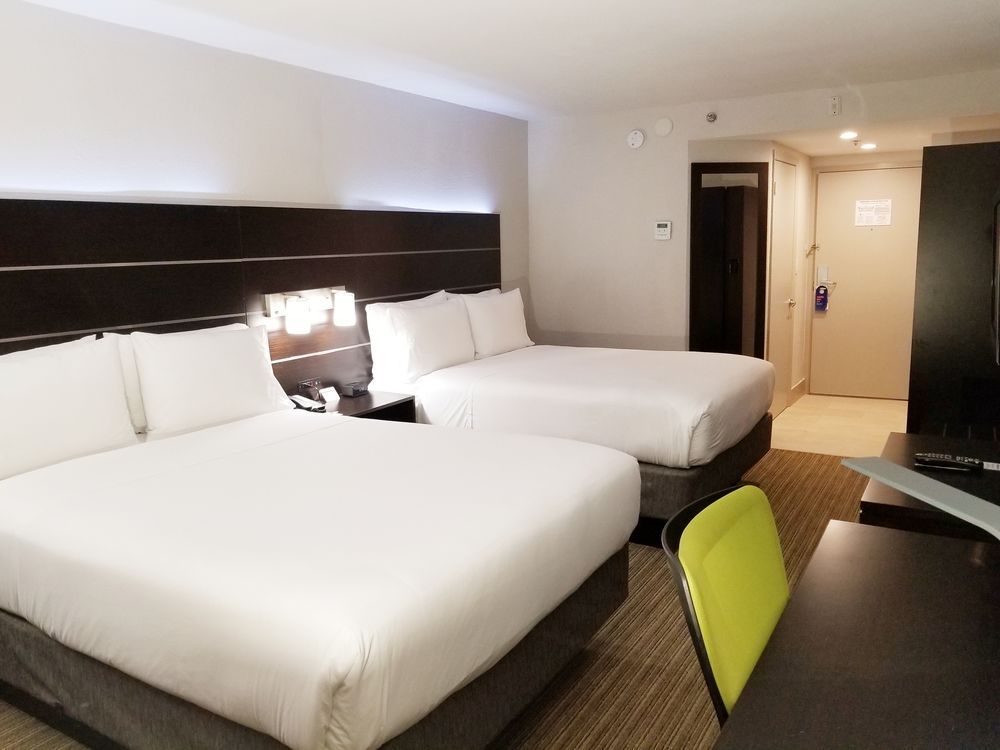 Holiday Inn Express Hotel & Suites Miami - Hialeah(Newly Renovated), an IHG Hotel