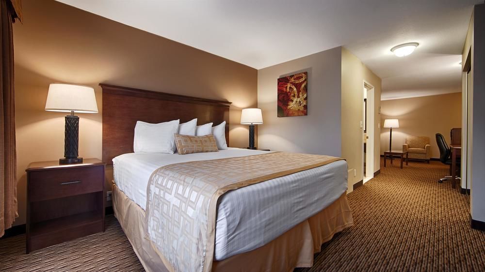 Best Western Pasadena Royale Inn & Suites