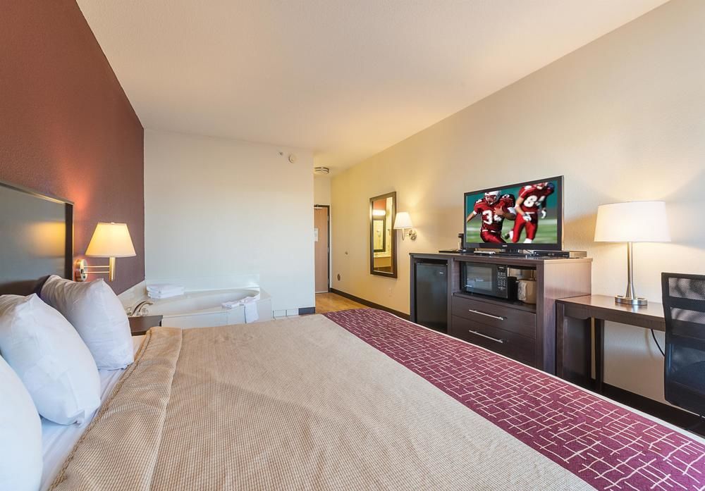 Red Roof Inn St Louis - Troy, IL
