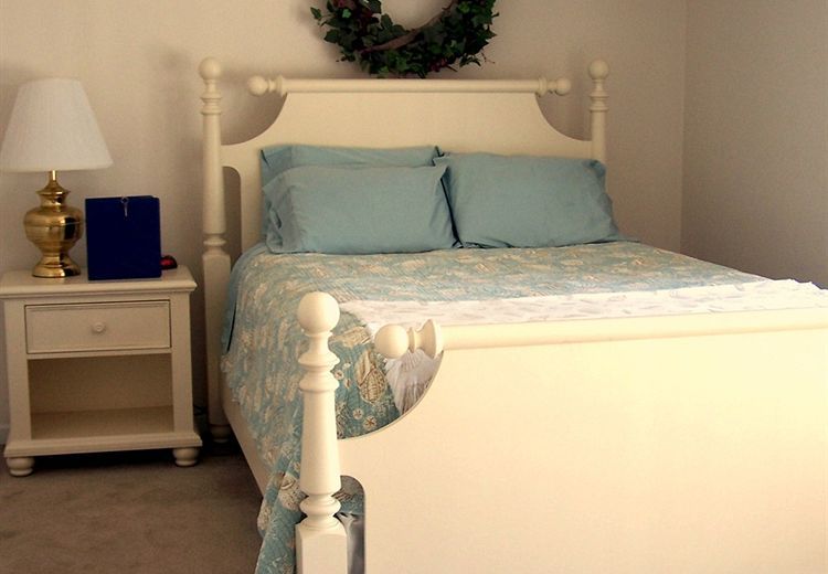 THE BAYWOOD BED AND BREAKFAST