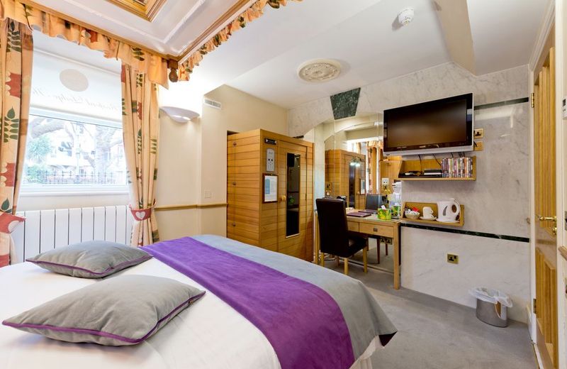 Roxford Lodge Hotel