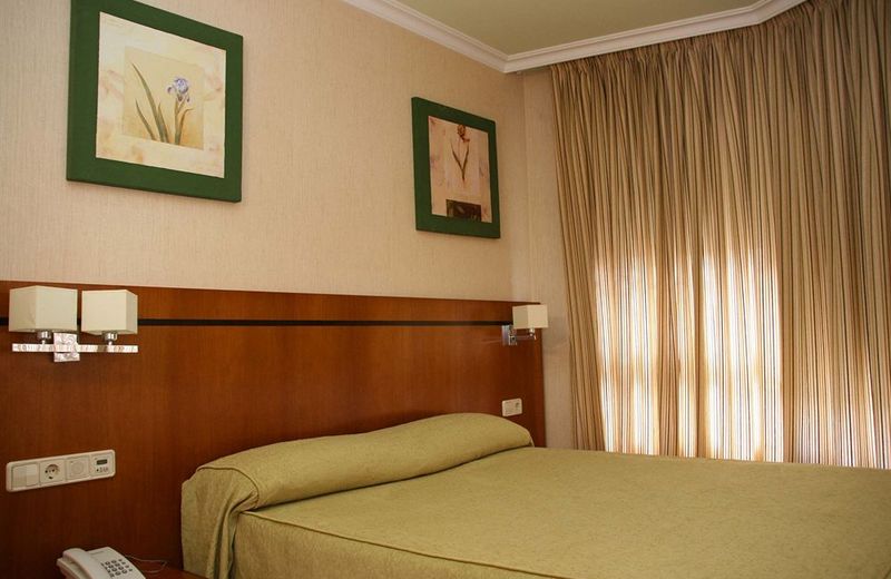 Hotel HHB Pontevedra Confort