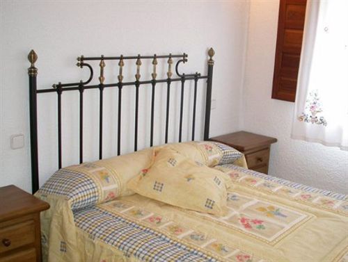 Casa Rural Ropino