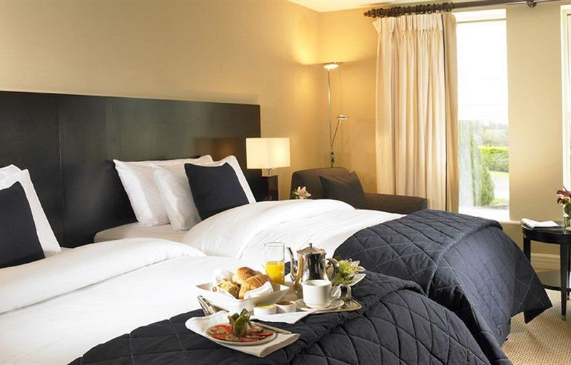 Horse & Jockey Hotel